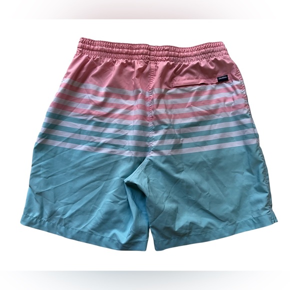 Chubbies The On The Horizons 7" Classic Swim Trunks Shorts XL Pink Blue - Picture 2 of 6